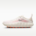 Sail/Chalk/Hyper Crimson/Chrome