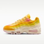 University Gold/Pink Foam/Soft Yellow/Coconut Milk