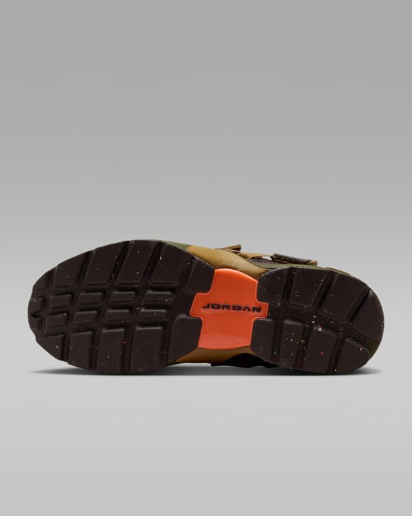 Jordan Trunner LX Women's