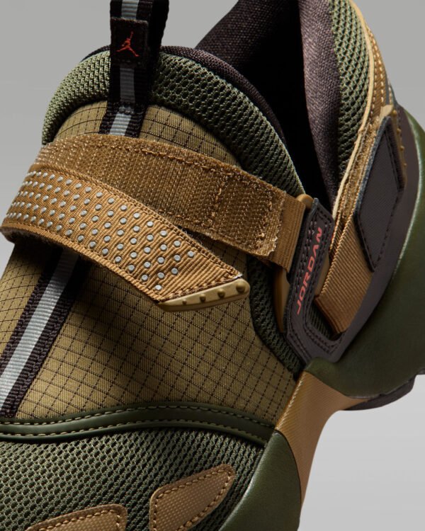 Jordan Trunner LX Women's